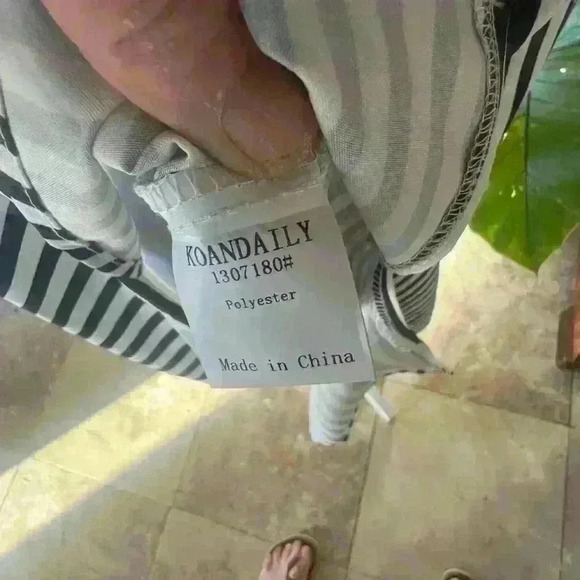 KoanDaily ladies large high low blouse. Long sleeve black and white stripe NWOT - Picture 10 of 13